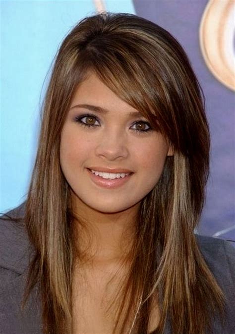 hairstyles with side bangs and layers